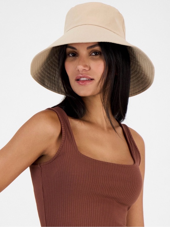 Giani Bernini Accessories - Giani Bernini Oversized-Brim Gardening Bucket Hat